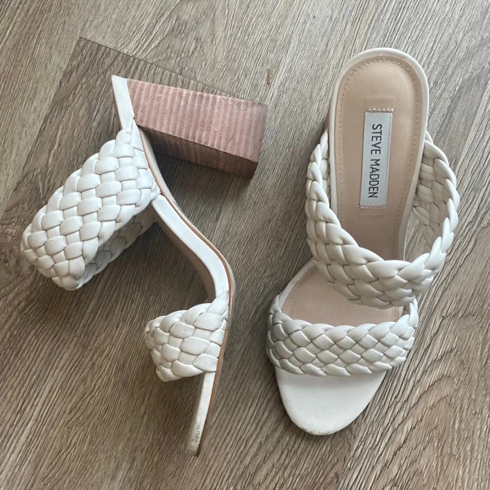 Steve Madden Tielo Sandal in Bone - Picture 1 of 10